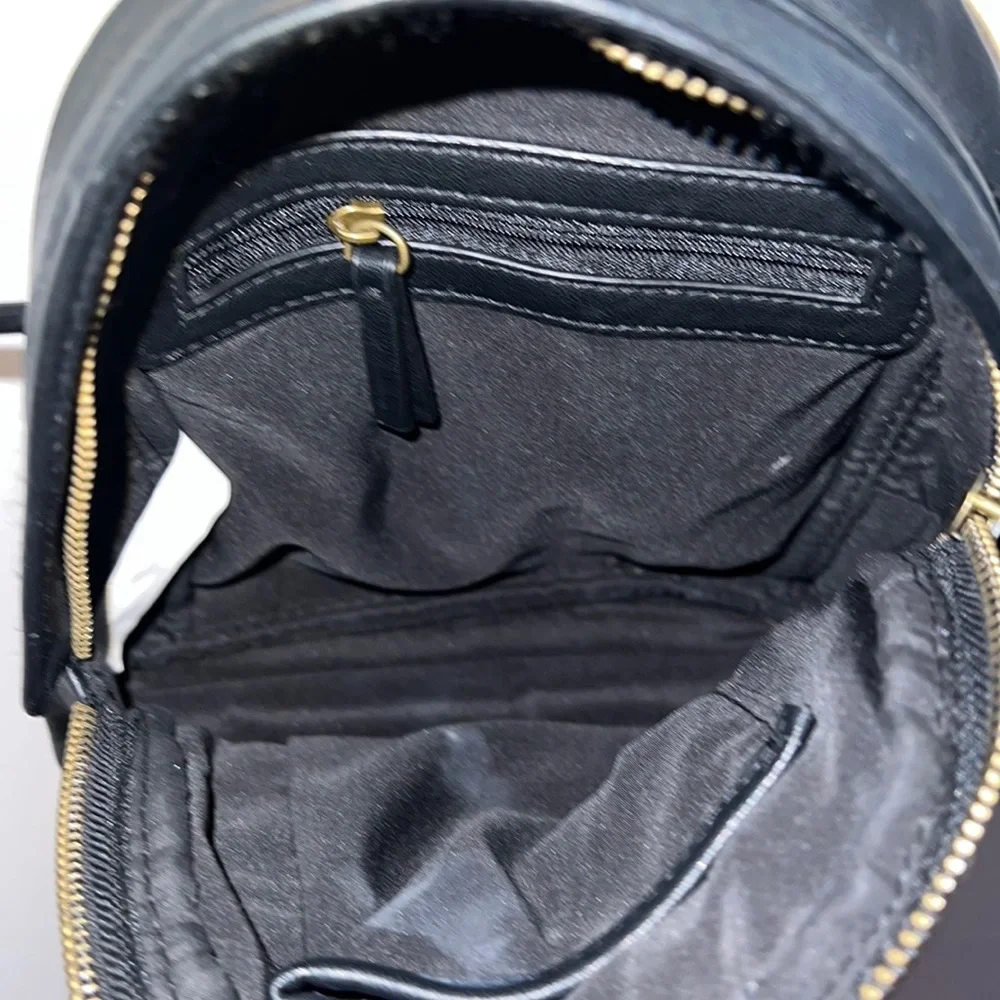 Mini Backpack - Picture 5 of 6